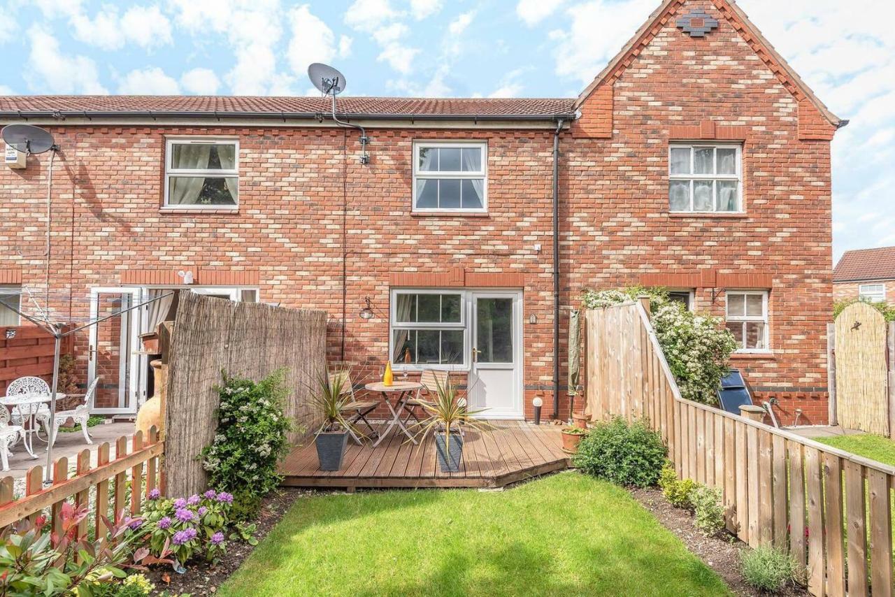 Luxurious 2 Bed House 10 Minute Walk From Station York